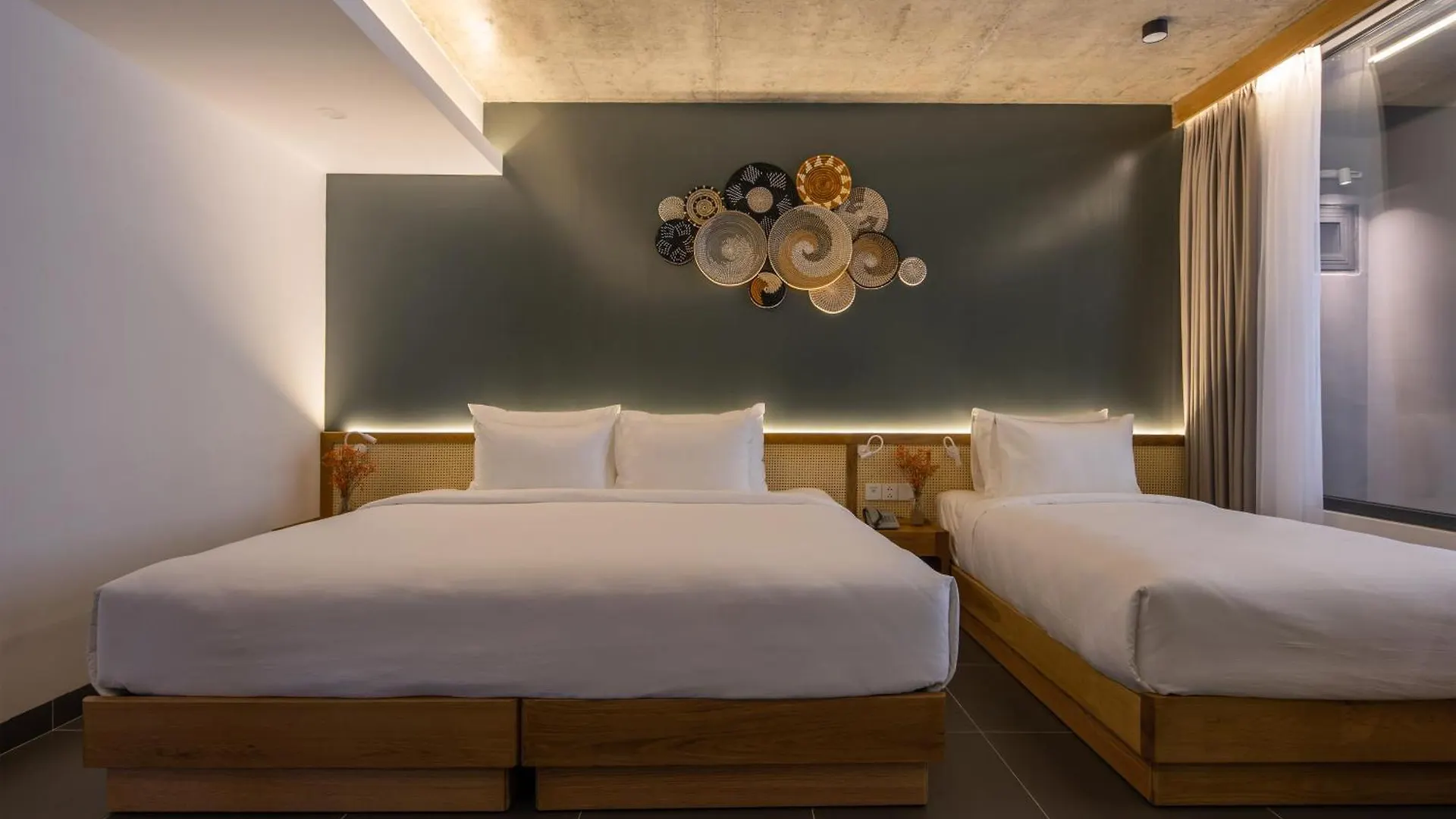 Leaf Beachfront Hotel Da Nang