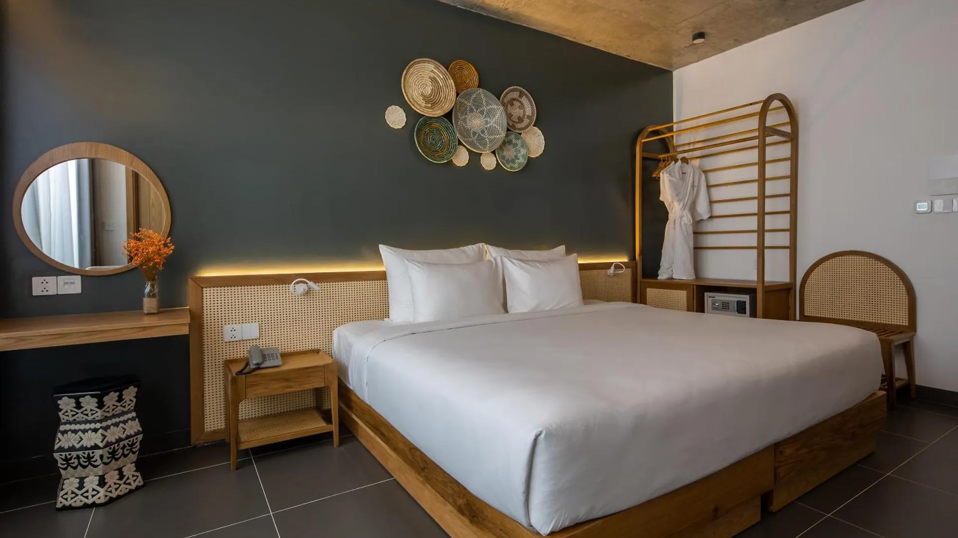 Leaf Beachfront Hotel Da Nang